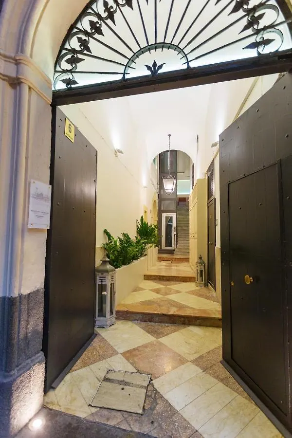 Le Suites Del Duomo House Katania 2*,