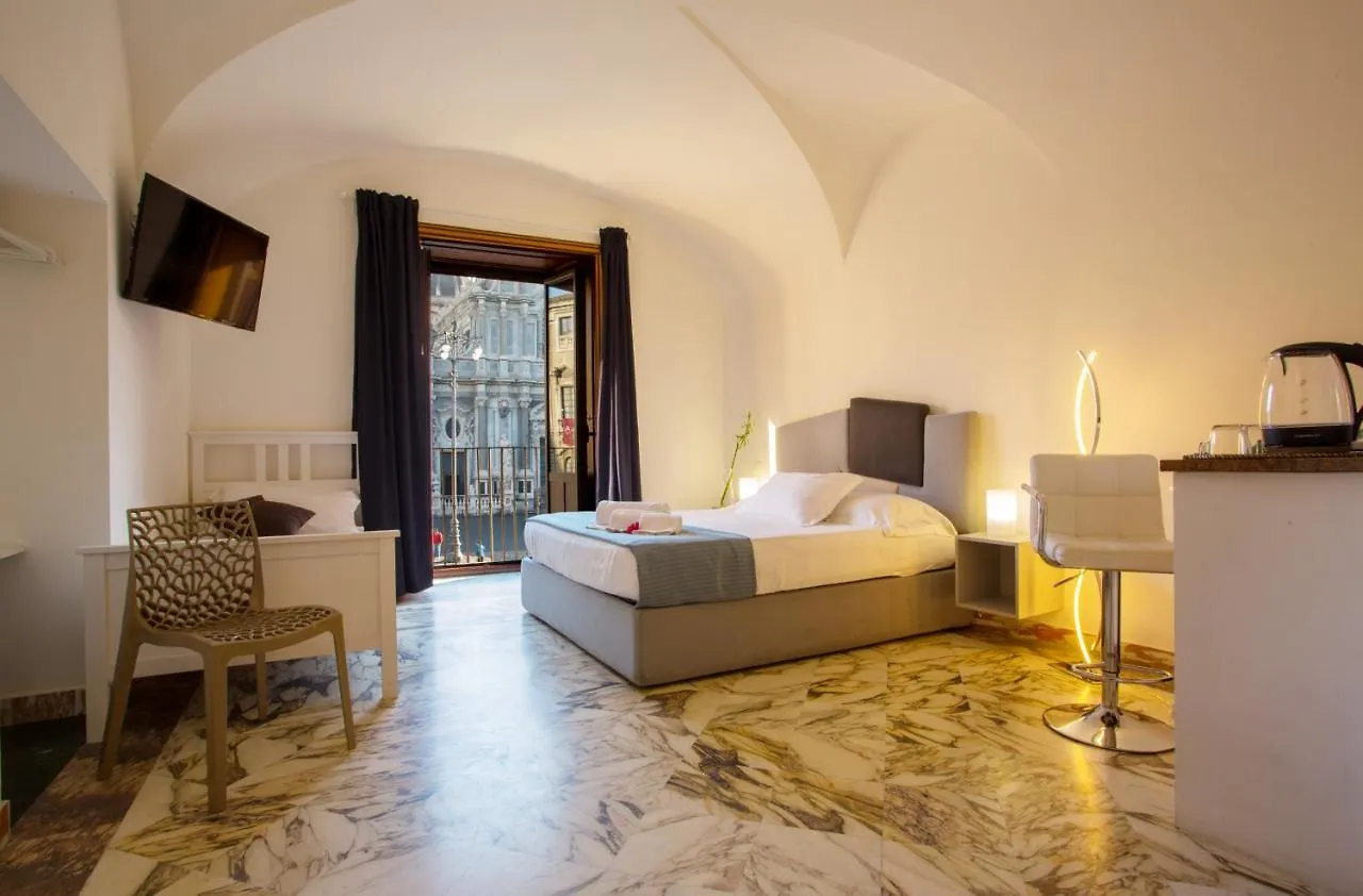 Pensjonat Le Suites Del Duomo House Katania