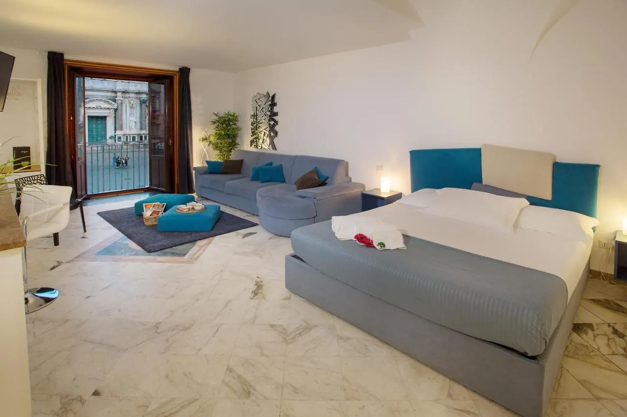 ** בית הארחה קטאניה Le Suites Del Duomo House איטליה